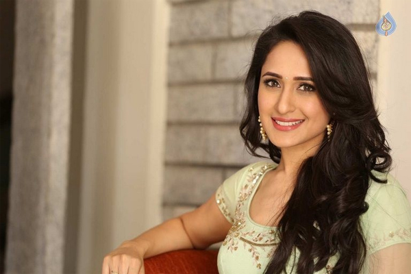 pragya jaiswal interviw,kanche movie,krish,varun tej  సినీజోష్ ఇంటర్వ్యూ-ప్రగ్య జైస్వాల్